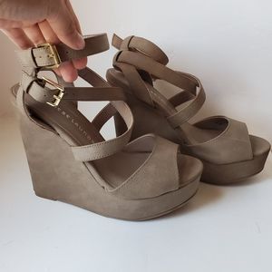 Chinese Laundry wedges